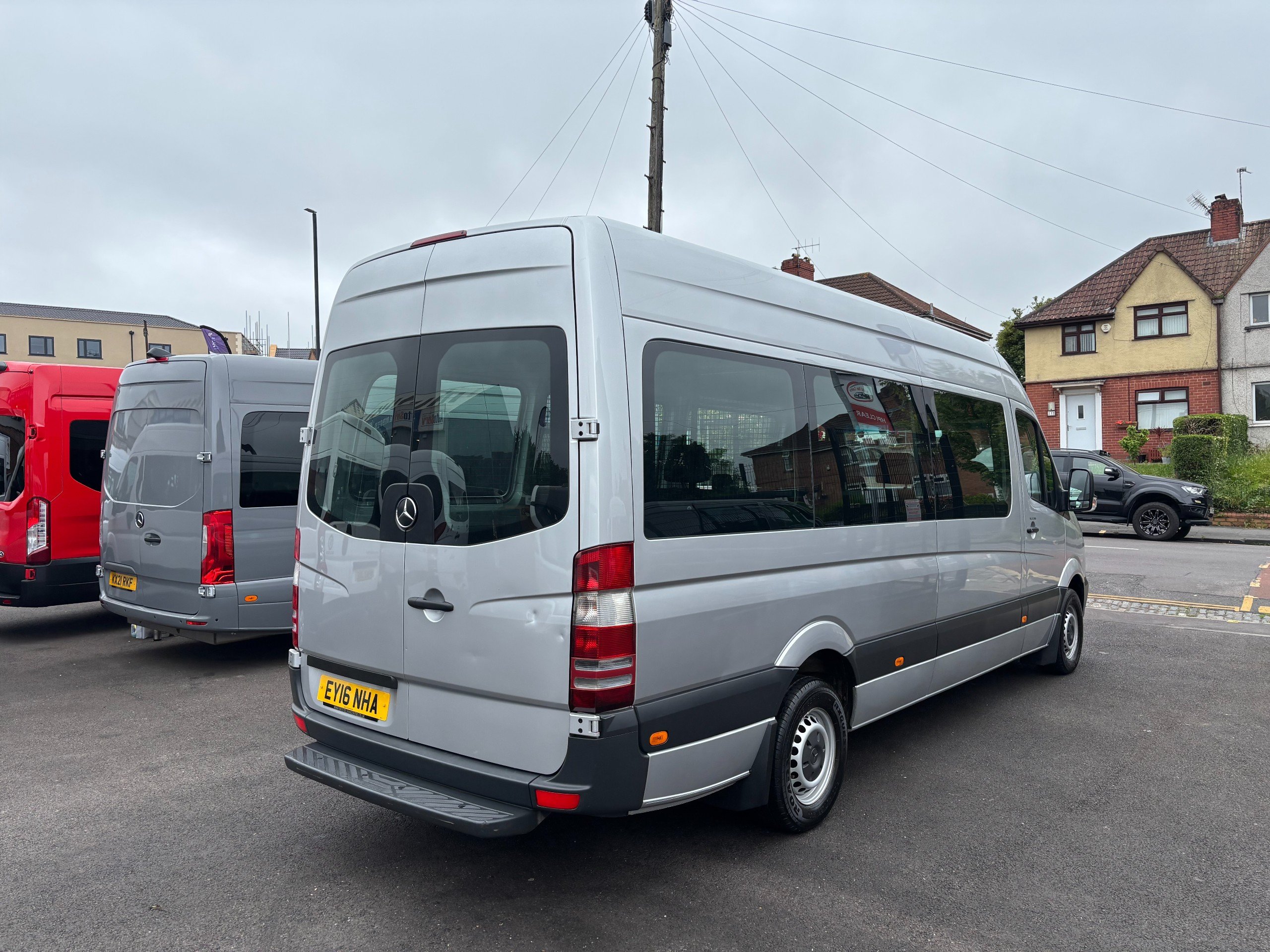 mercedes -benz traveliner 2.1 313 bluetec minibus 4dr diesel manual 4wd l4 h2 (179 g/km, 129 bhp) make: -benz model: traveliner body:...